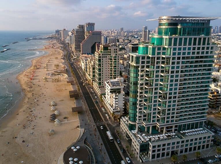 רויאל ביץ’ תל אביב מהגובה